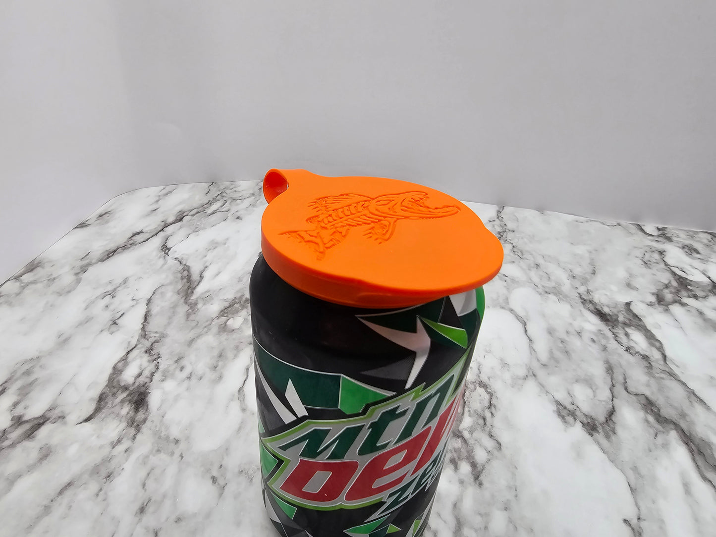 Can cover on a can